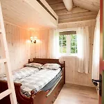 Reveenka - In With Jacuzzi For Rent Ferienhaus *