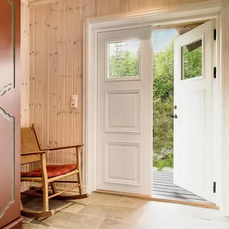 בית נופש Reveenka - In With Jacuzzi For Rent *